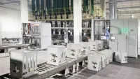 Sistema automático de pesaje de microingredientes con múltiples estaciones